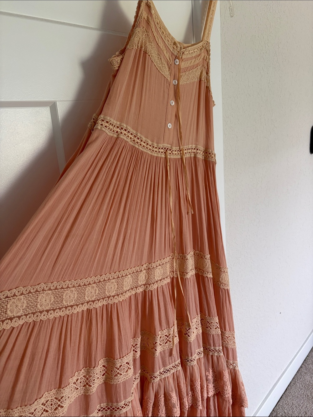 Spell Peach High-Low Lace Trim Maxi Dress - Picture 4 of 4